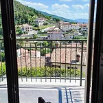 Hostmate - Cardinal Del Monte - 4